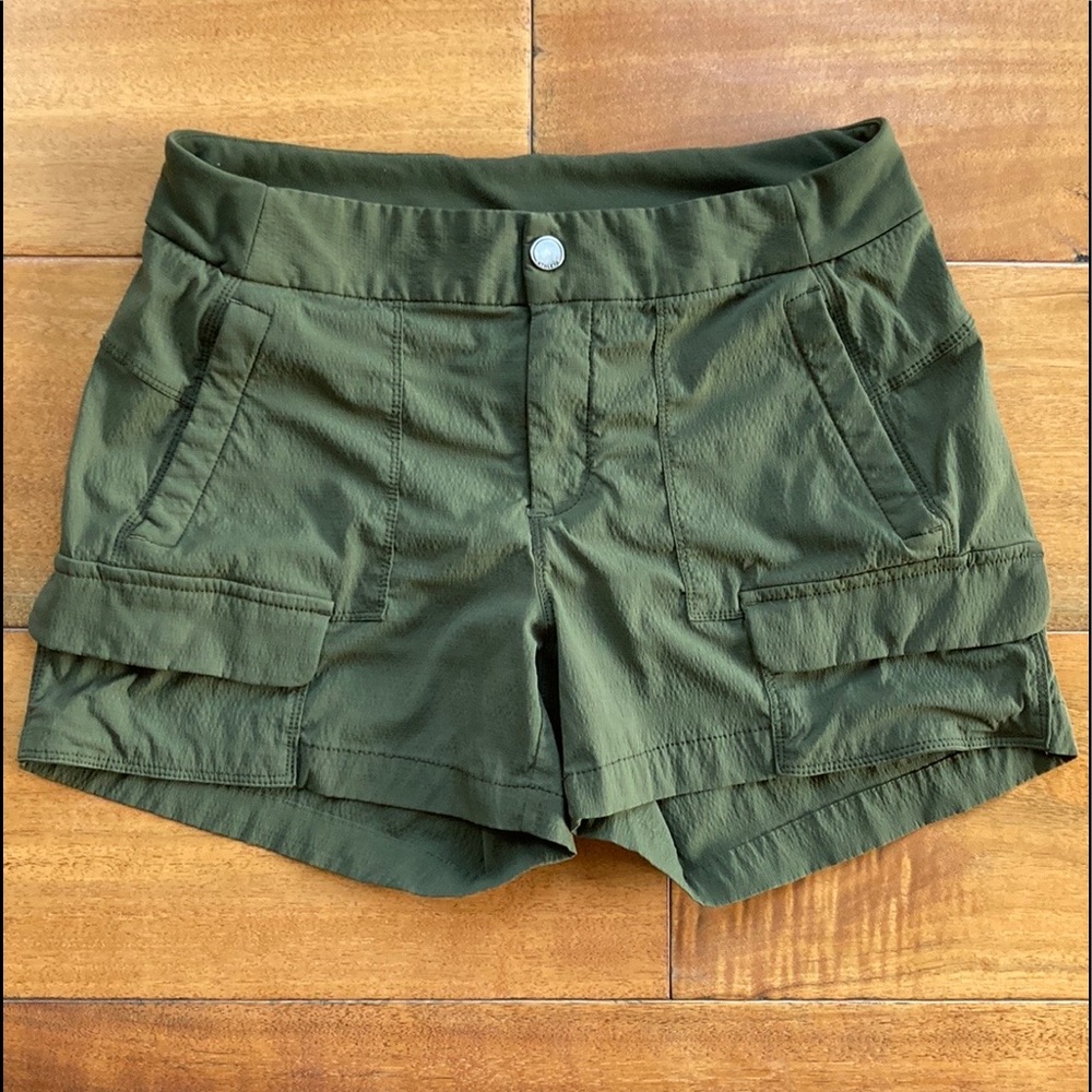 Athleta Trekkie Olive Green Shorts